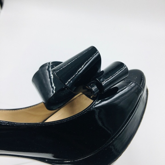 Authentic Valentino Heels - Picture 12 of 12